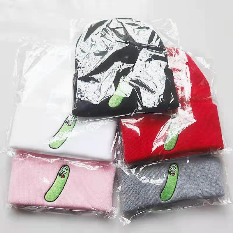 Stickad mössa med rolig brodyr unisex vintermössa_voghion.com