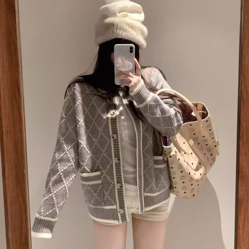 设计感菱格毛衣外套女装春秋韩系灰色慵懒小香风轻奢针织开衫上衣|undefined
