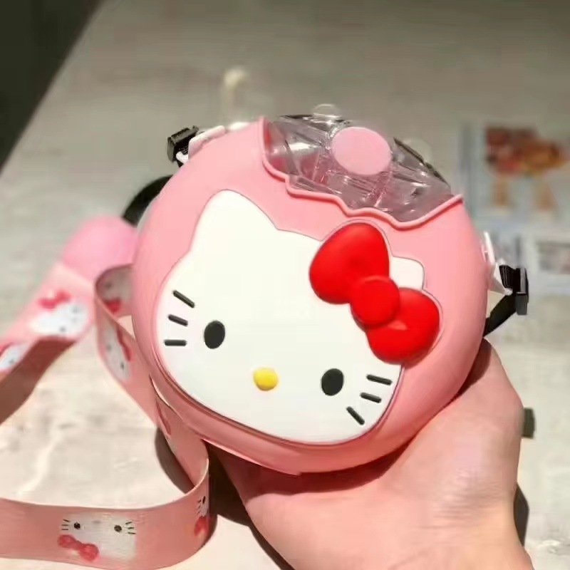 儿童甜甜圈水杯卡通塑料吸管杯幼儿园学生可爱抖音网红水壶防摔杯