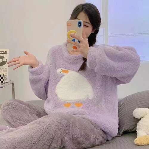 Foreign trade cross-border coral velvet pajamas for women in winter cute plus velvet thickened warm flannel new home wear set