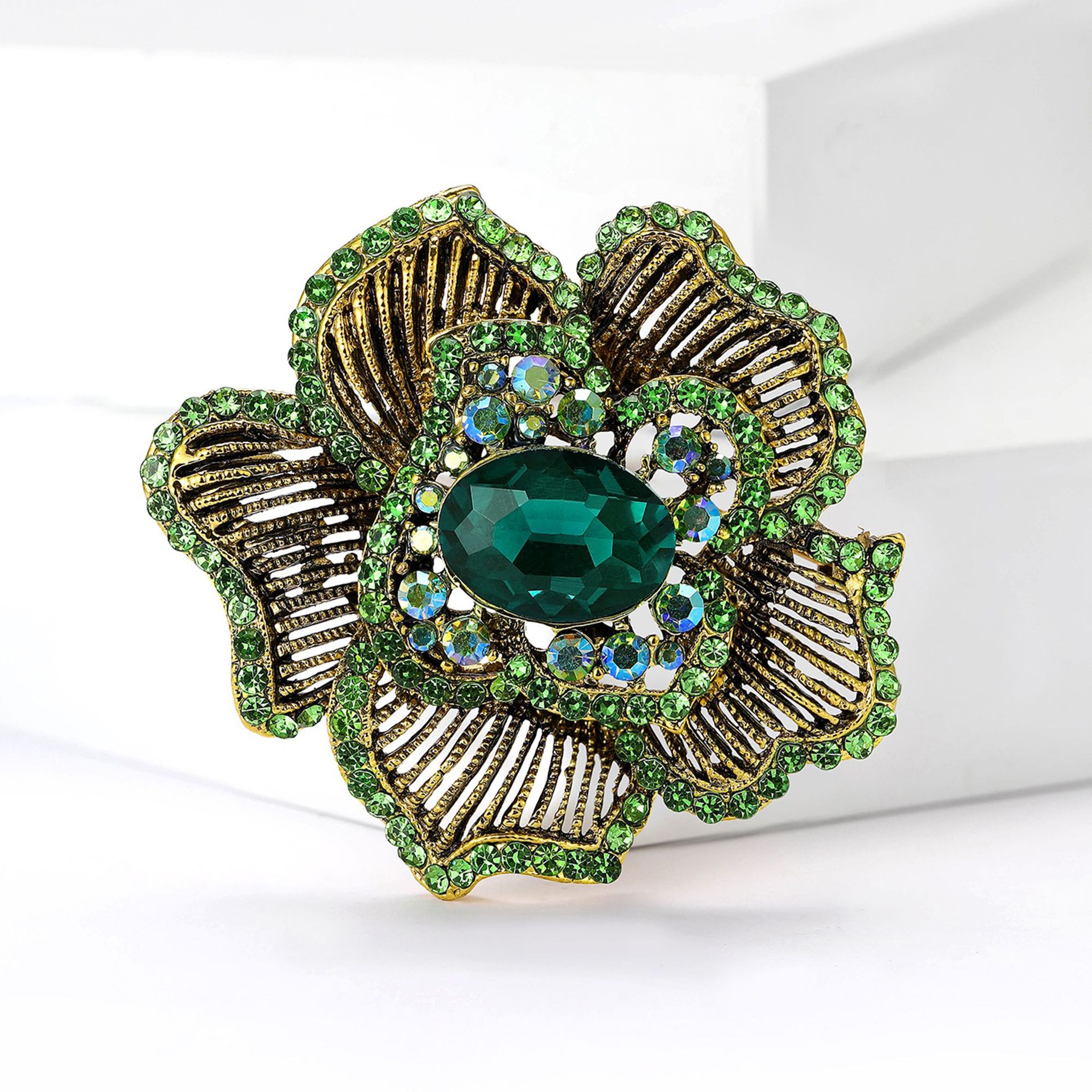 37g Weight Rhinestones Inlay Material Brooches Classification Business, Cocktail Party Occasion Alloy Material Flower Pattern All Seasons Season Women's Gender Retro Style Retro Pin Flower Alloy Rhinestones Women's Brooches 7
