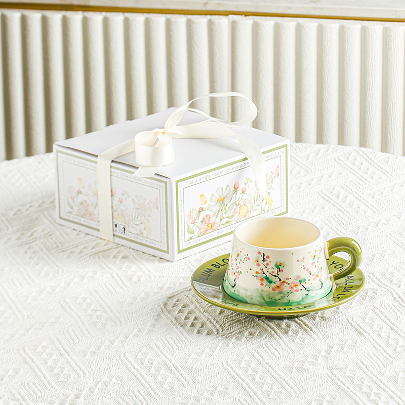 Tazas de café, platos de cerámica de encaje retro, tazas de té de la tarde, cajas de regalo de mano, tazas de marca, diseñadores originales de alto valor