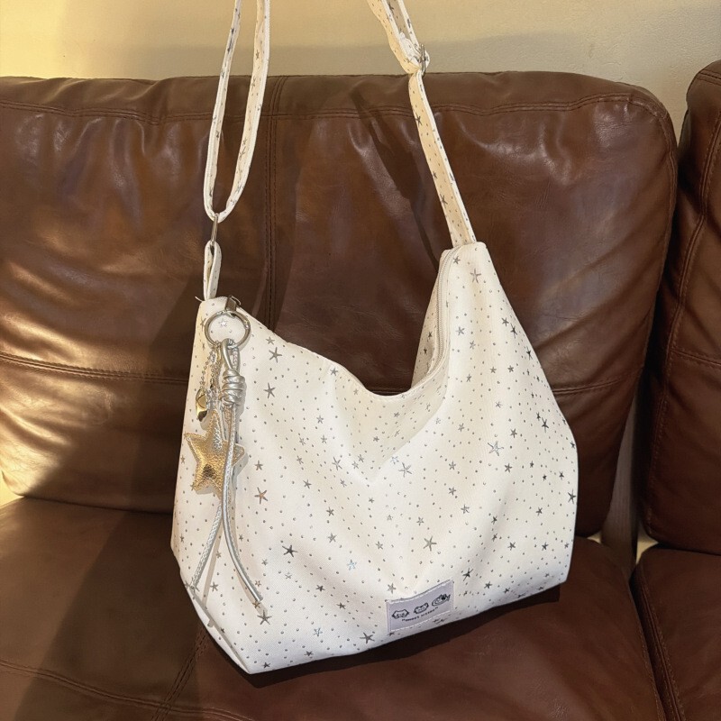 Korean-style casual starry sky shoulder crossbody bag, large capacity, sweet and cute, suitable for girls and students for class and commuting Korean-style casual starry sky shoulder crossbody bag, large capacity, sweet and cute, suitable for girls and students for class and commuting