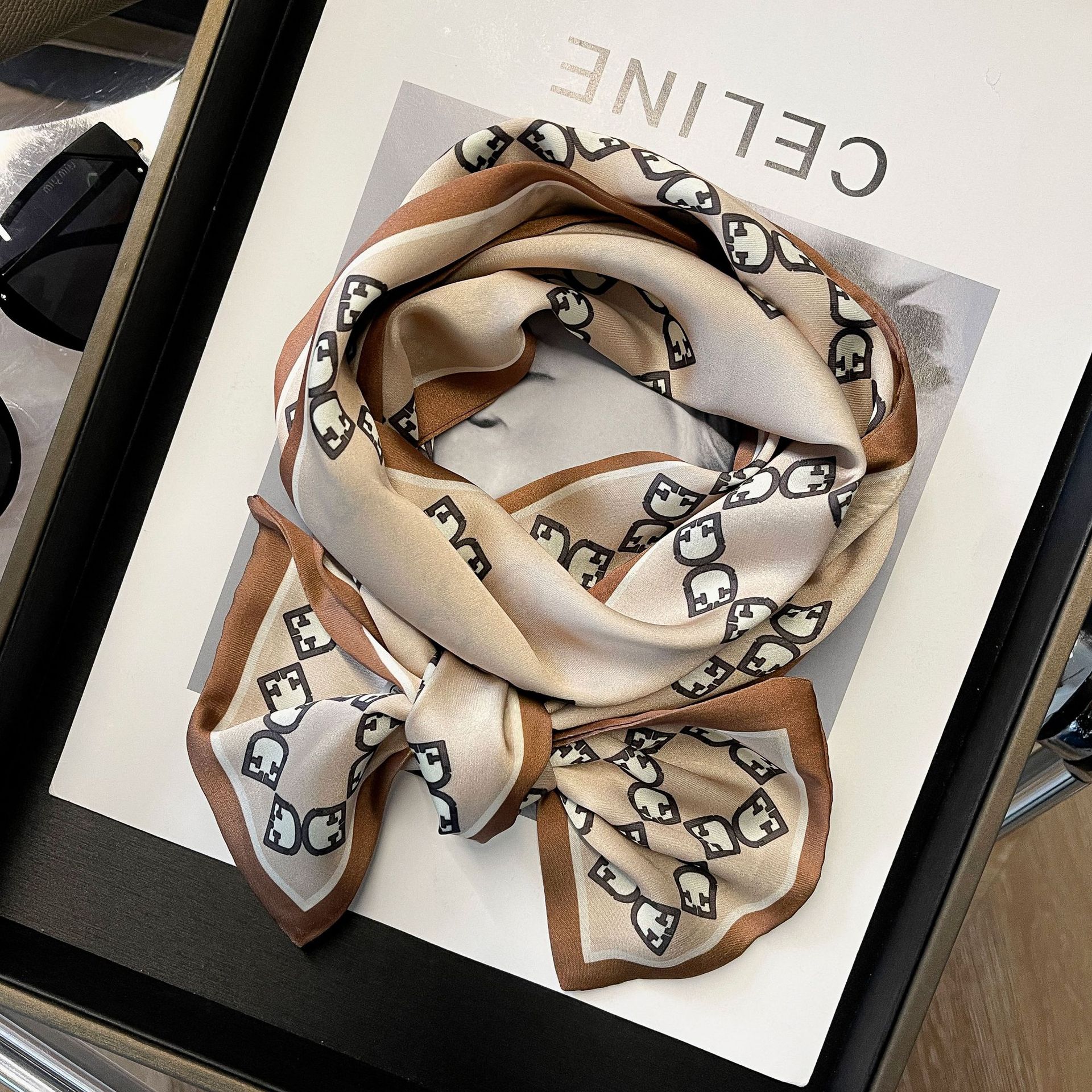 Seidenschal im Damenstil, koreanische Version, doppelseitig, 2022, simulierte Seide, Geometrie, Druckband, modisch, vielseitig_voghion.com