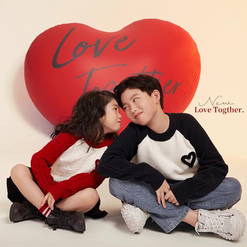 Different 2024 Dragon Year New Year's Greeting Clothes for Families of 1-3-4, Autumn and Winter Parent-Child Knit Sweater and Jacket