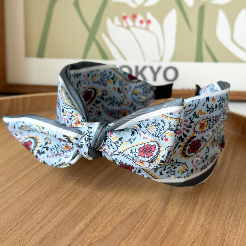 257g Weight Hair Band Hair Accessories Type 1 Piece Quantity Holiday, Daily Occasion Color Block Pattern Women's Gender Handmade Design Simple Style, Classic Style Style Women's Simple Style Classic Style Color Block Cloth Handmade Hair Band 8
