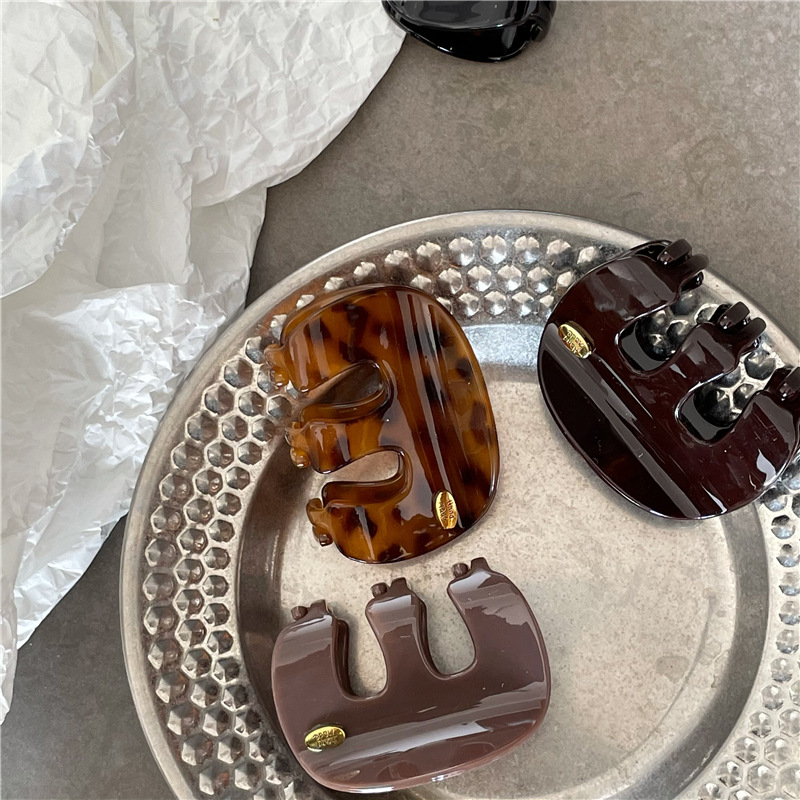 38g Weight Hair Claws Hair Accessories Type 1 Piece Quantity Holiday, Daily Occasion Plastic Material Solid Color Pattern All Seasons Season Women's Gender Vintage Style, Simple Style Style Vintage Style Simple Style Women's Solid Color Plastic Hair Claws 3