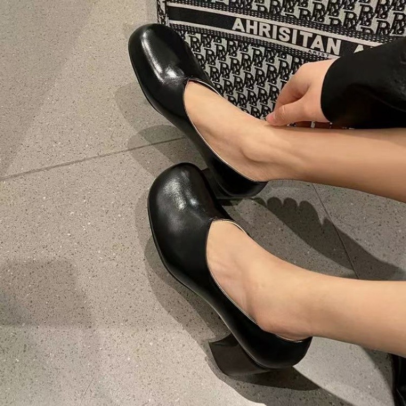 Vento de noche francés zapatos de una sola mujer primavera y verano 2026 nuevo estilo coreano retro versátil zapatos de moda de una sola pie