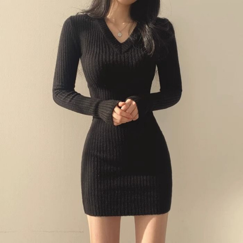 한국 가을과 겨울 빈티지 V-NECK 슬림 바토밍 니트 원피스 여성용 내부 스웨터 힙합 스커트