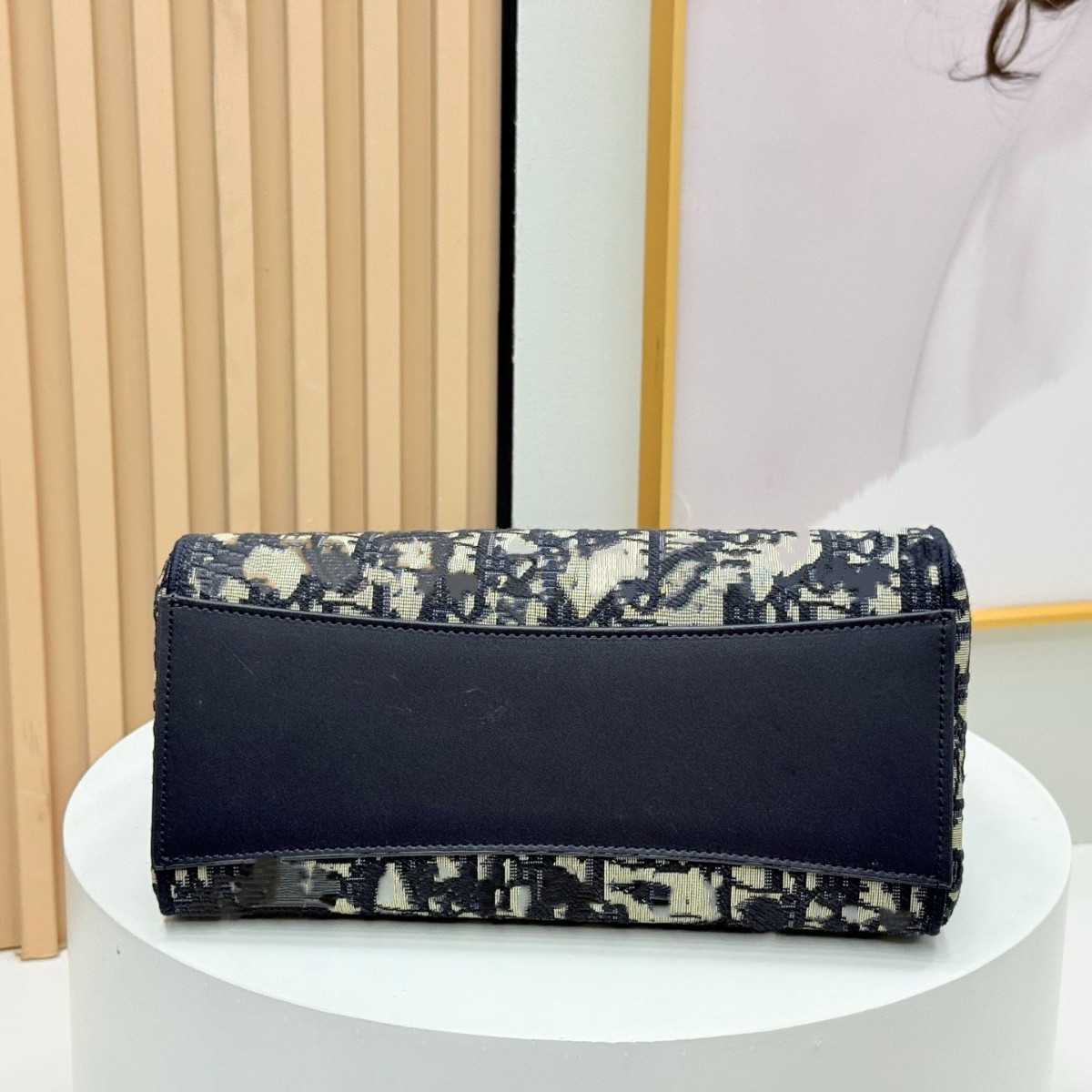 2026 New East-West Shoulder Bag For Women, Underarm Bag, Crossbody Bag, Commuter Handbag, Factory Direct - Thumbnail 4