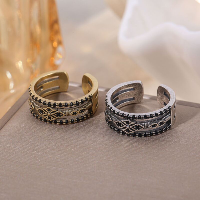 Exquisite Black and Gold Two-Tone Women's Ring, Multi-Layer Geometric Jewelry Party Ring, High-Quality Elegant Jewelry Exquisite Black and Gold Two-Tone Women's Ring, Multi-Layer Geometric Jewelry Party Ring, High-Quality Elegant Jewelry