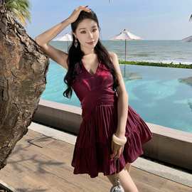 法式纯欲露背挂脖连衣裙多巴胺海岛旅游绝美穿搭沙滩小个子短裙夏