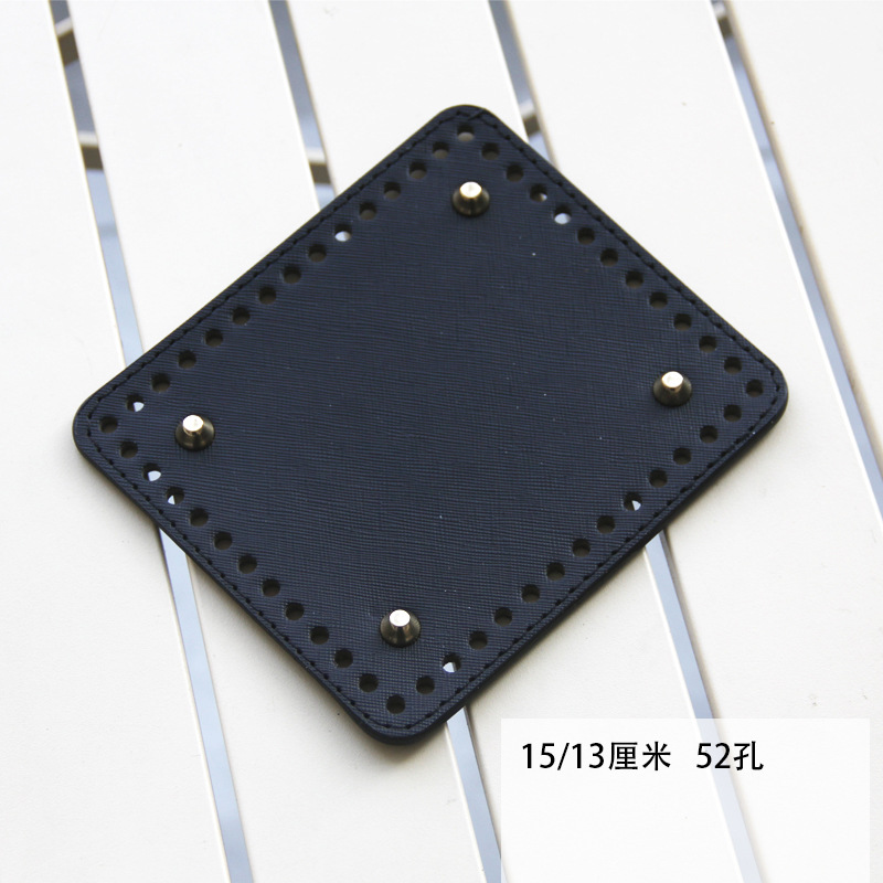 15/13 Black