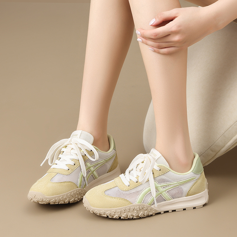 Giày sneaker nữ Agan lưới thoáng khí da heo đế mềm siêu nhẹ — AK225E vàng be