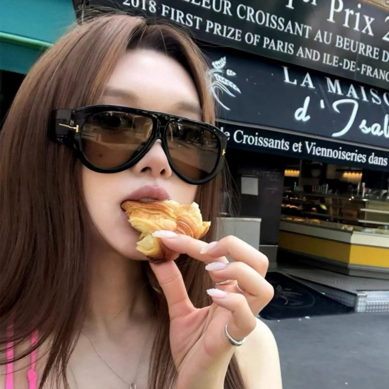 Korean Style Fashion New Large-Frame Sunglasses for Women, Travel Photography Sunshade Sunglasses, Trendy Plain Sunglasses for Men