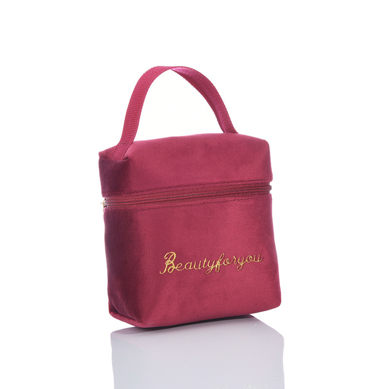 定制生产印logo丝绒布手提化妆包大容量刺绣口红旅行收纳袋手拎包
