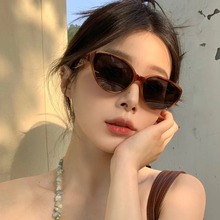 新款高级感米白色甜妹猫眼墨镜女方圆脸夏季偏光防紫外线太阳眼镜