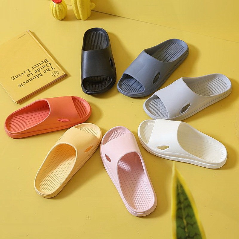 Summer Wear-Resistant Slip-On Sandals for Home Use, Men's High-End 2024 Trendy Slippers, Women's Sandals for Outdoor Wear, Non-Slip, Upgraded Comfort