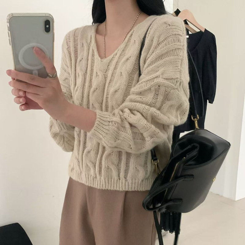 日系复古V领麻花套头毛衣女2025秋冬新款休闲宽松短款针织衫上衣|undefined