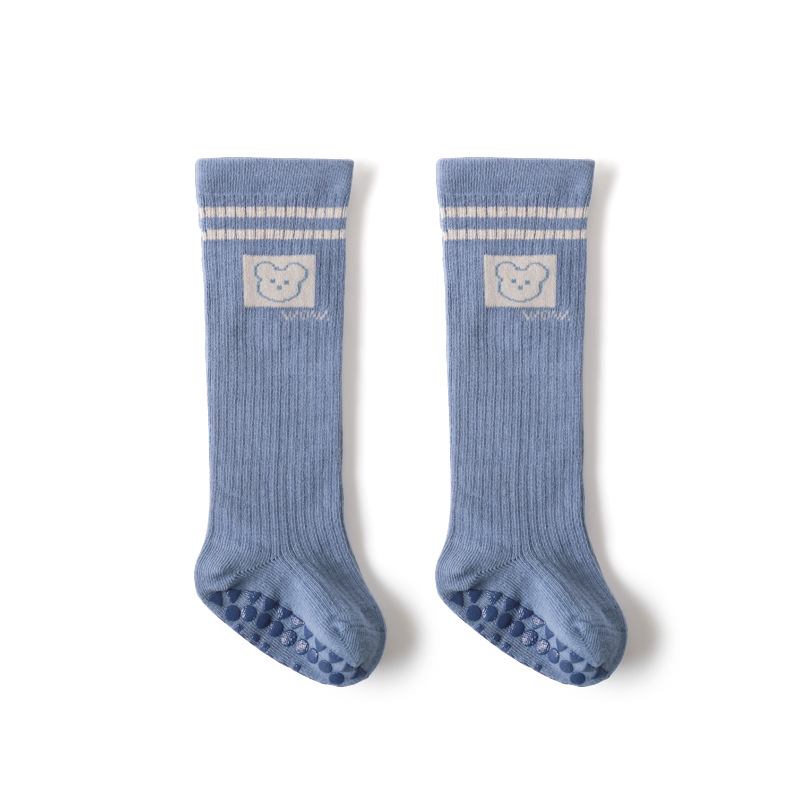 Calcetines para bebés otoño y invierno nuevos productos de dibujos animados lindos calcetines de caucho inferior completo para recién nacidos anti-deslizante calcetines para niños pequeños