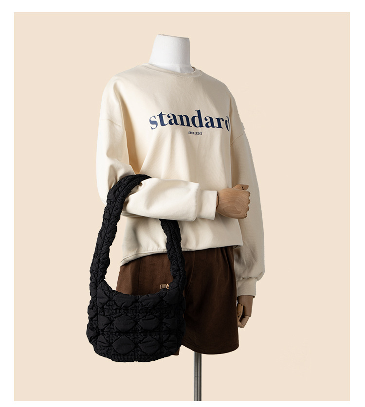 Small Korean lightweight autumn and winter shoulder with high-end feel, solid color diamond grid cotton clothing bag,_voghion.com