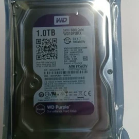 主板;机械硬盘;机箱