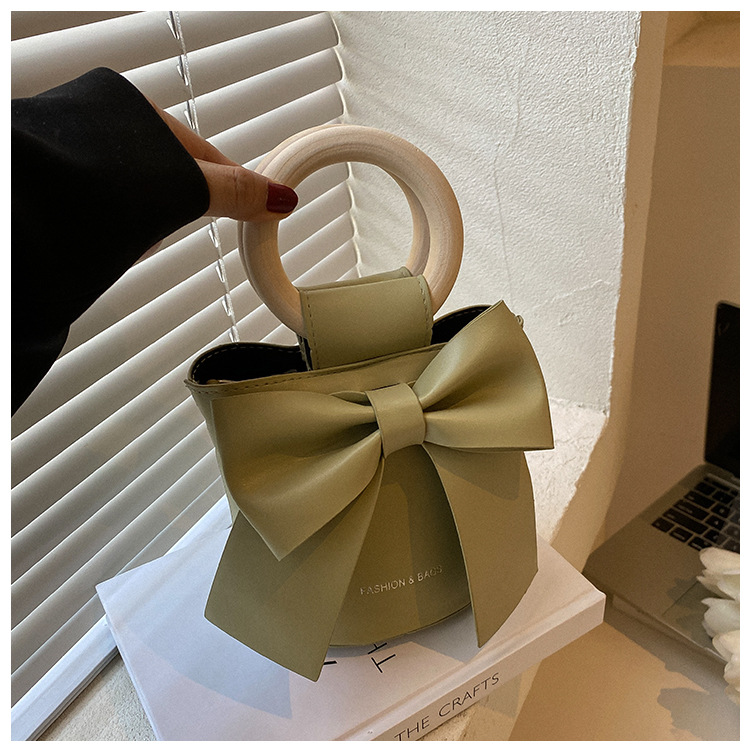 455g Weight Synthetic Leather Lining Material Sewing Thread Fashion Element Magnetic Buckle Closure Type Single Shoulder Strap, Double Handle Strap Type Bucket Bag Bags Type Casual Occasion Pu Leather Material Bow Knot Pattern All Seasons Season Women's Gender Elegant Style Bucket Shape Small Size Women's Small Pu Leather Bow Knot Elegant Sewing Thread Bucket Magnetic Buckle Bucket Bag 21