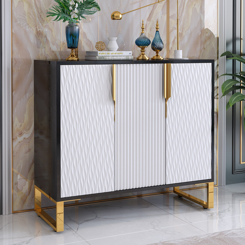 3도어 캐비닛(100*40*90CM)은 클래식 설치와 함께 제공됩니다.