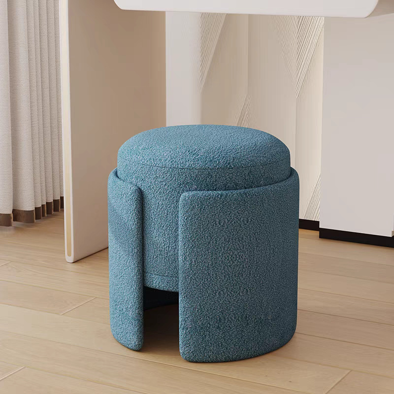 Taburete de tocador de terciopelo de peluche Taburete de tocador de apartamento pequeño de lujo ligero Taburete de tocador para el hogar de dormitorio Taburete redondo de maquillaje rojo neto