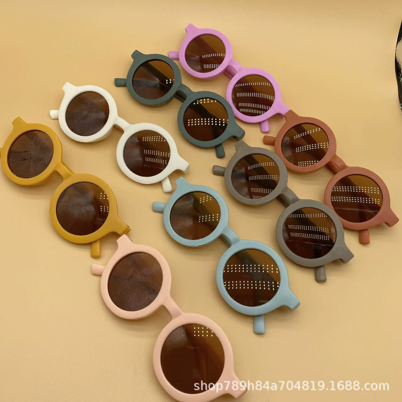 Мода милые детские солнцезащитные очки Солнцезащитный ультрафиолетовый ретро модные детские солнцезащитные очки