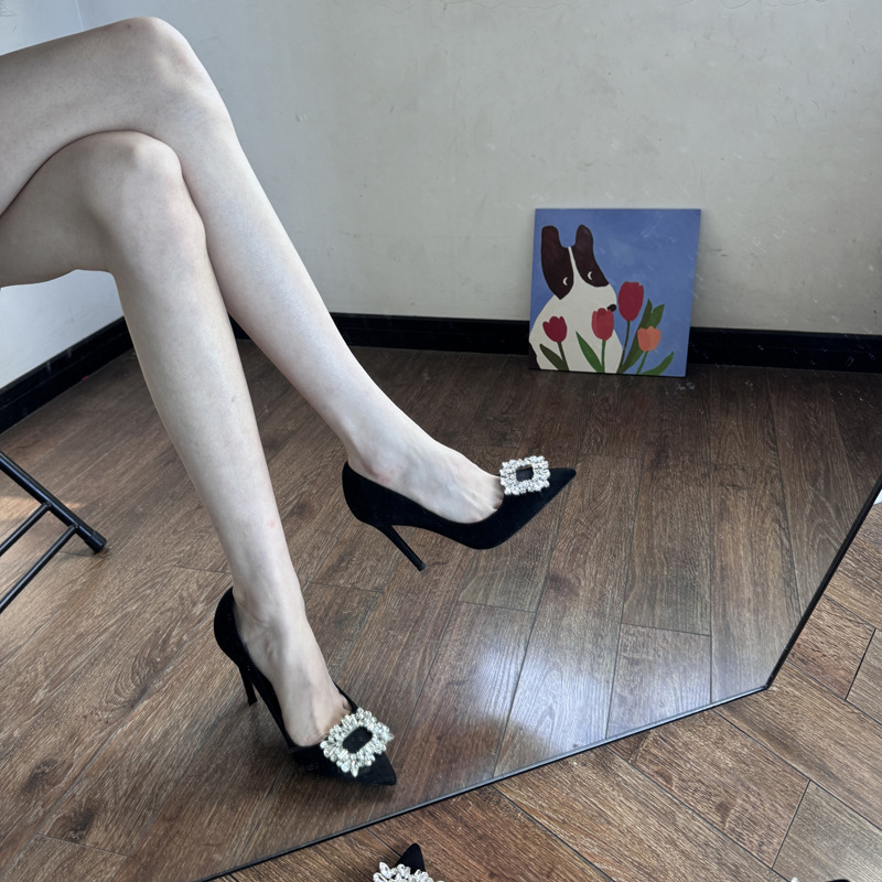 2024 Spring/Summer New Black Suede Pointed Toe Shallow Mouth Thin Heel High Heels Stunning Square Buckle Rhinestone Single Shoes 10cm
