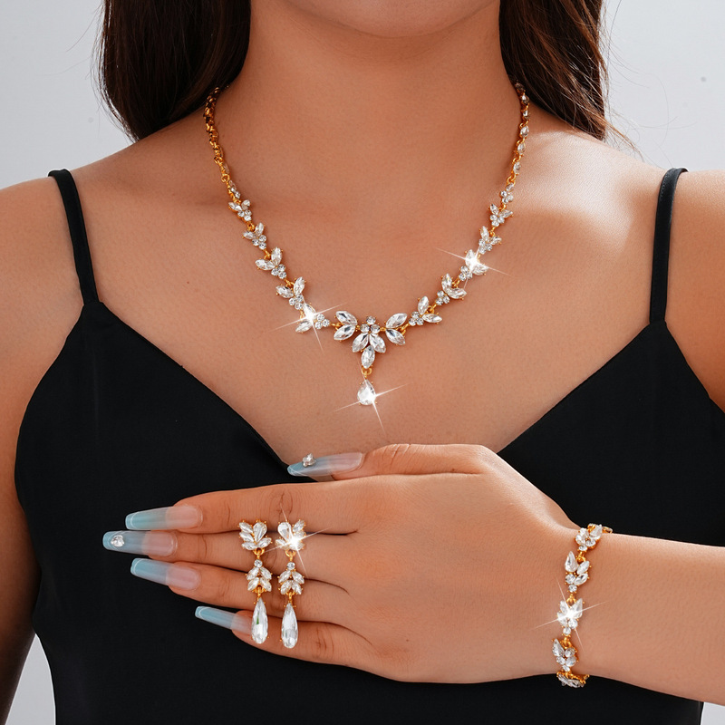 European and American New Earrings, Necklaces, Bracelets, Three-Piece Set, Elegant Bridal Wedding Accessories, Jewelry, Wedding Dress Suit for Women