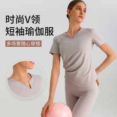 ヨガ服レディース新品夏プラティフィットネス上着高級感スポーツランニングスーツ半袖tシャツ速乾