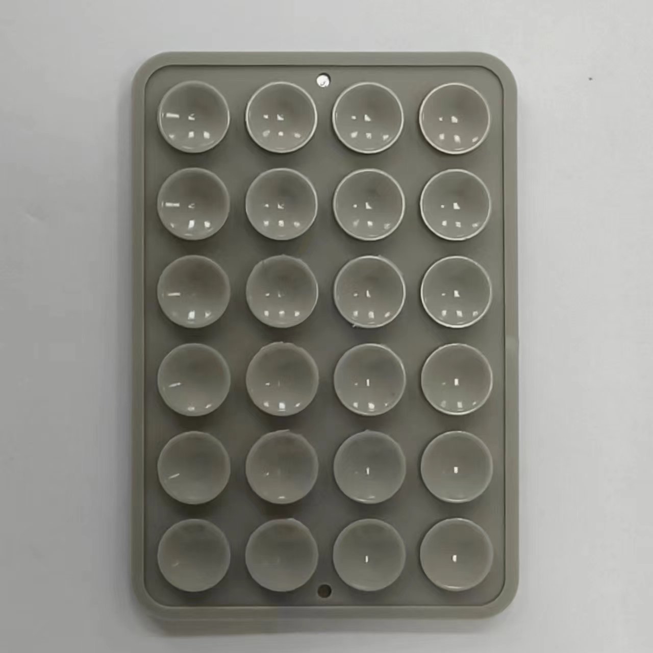 Suministro directo de fábrica de ventosa de silicona ventosa de teléfono móvil ventosa cuadrada ventosa de 24 granos ventosa de soporte para teléfono móvil ventosa de silicona de doble cara