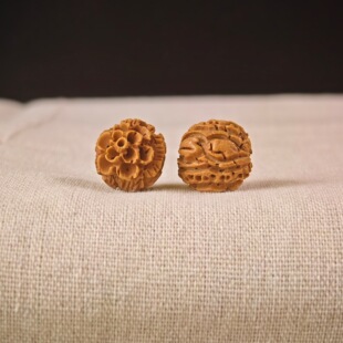 �Һ����һ�����FҰ���Һ˸��Fĵ�����_�˵�С��������������