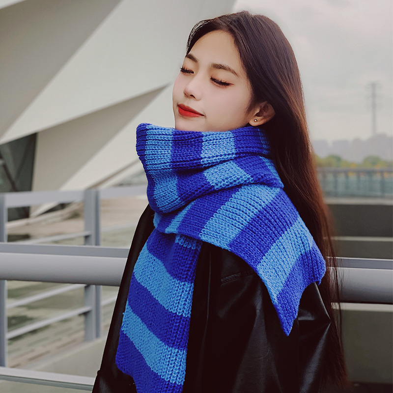 Fashionable demi-season keep warm universal knitted scarf