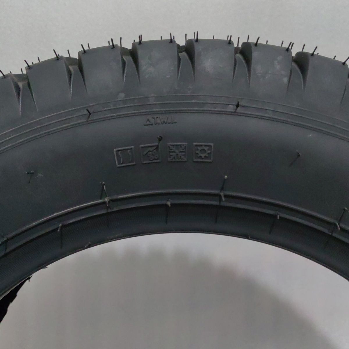 4.00-12 electric tricycle tire dome 8-layer thickened explosion-proof flat top six-layer motorcycle tricycle tire