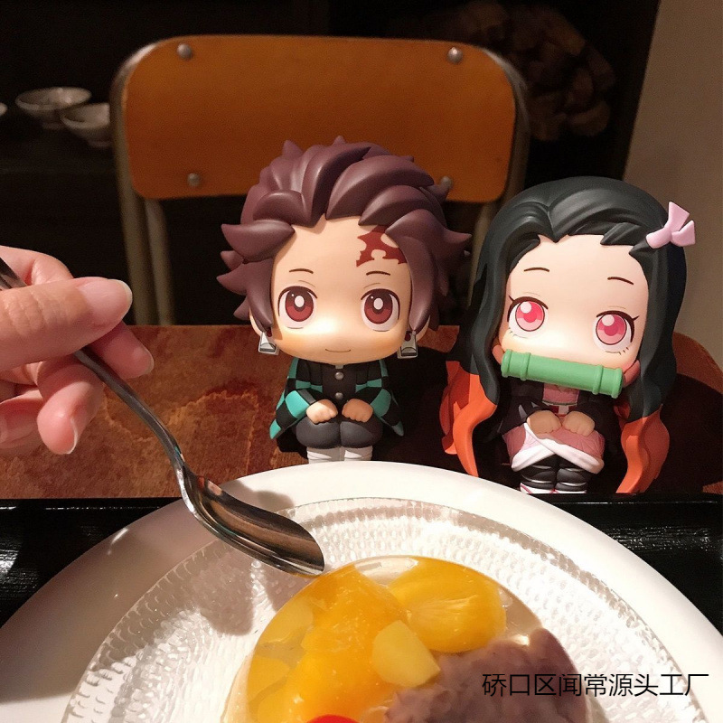 Ghost Blade Handing Charcoal Zhi Lang Mi Bean Butterfly Tolerancia Soy amable y fácil de sentarse alrededor de la caja del automóvil Adornos