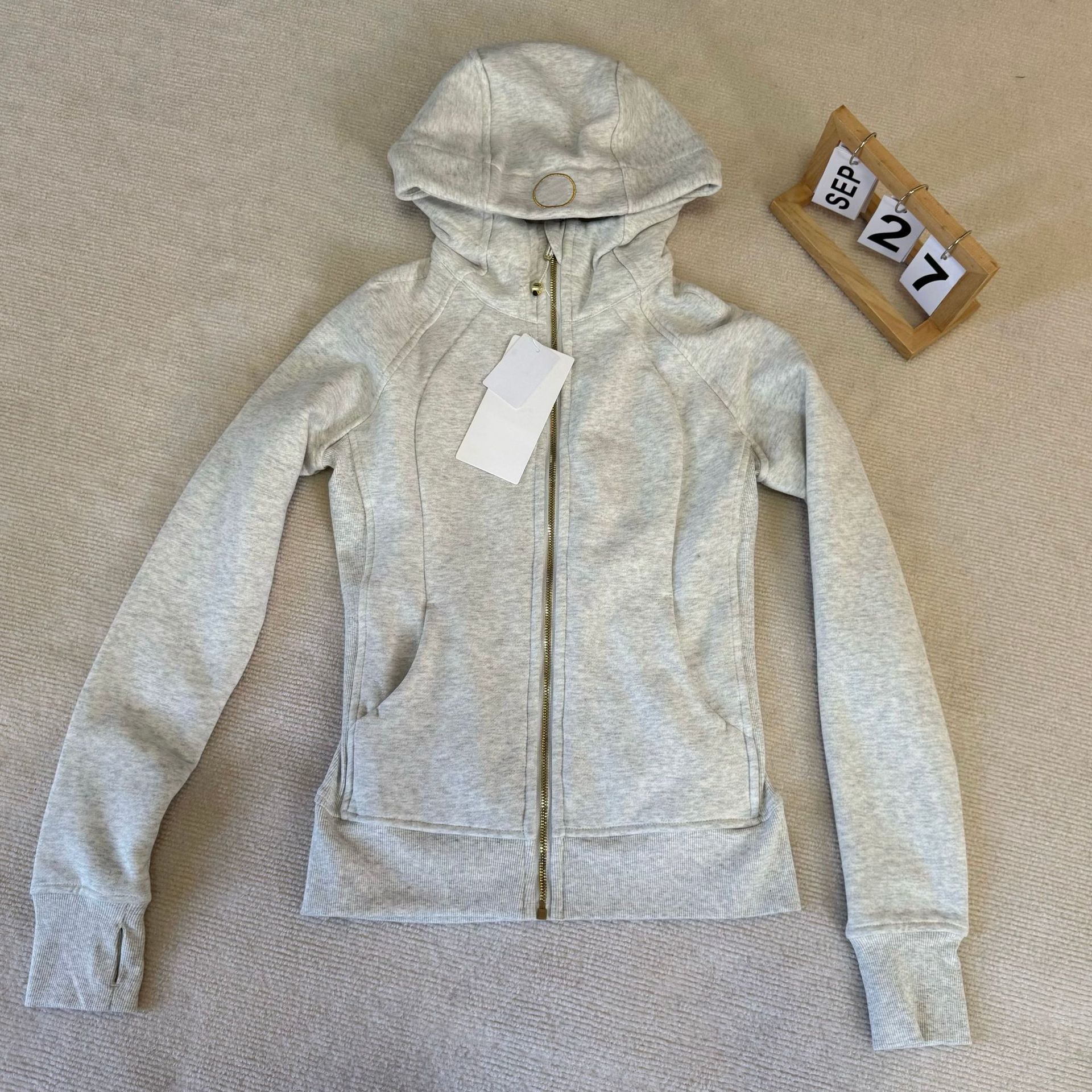 Bone white variegated [gold label]