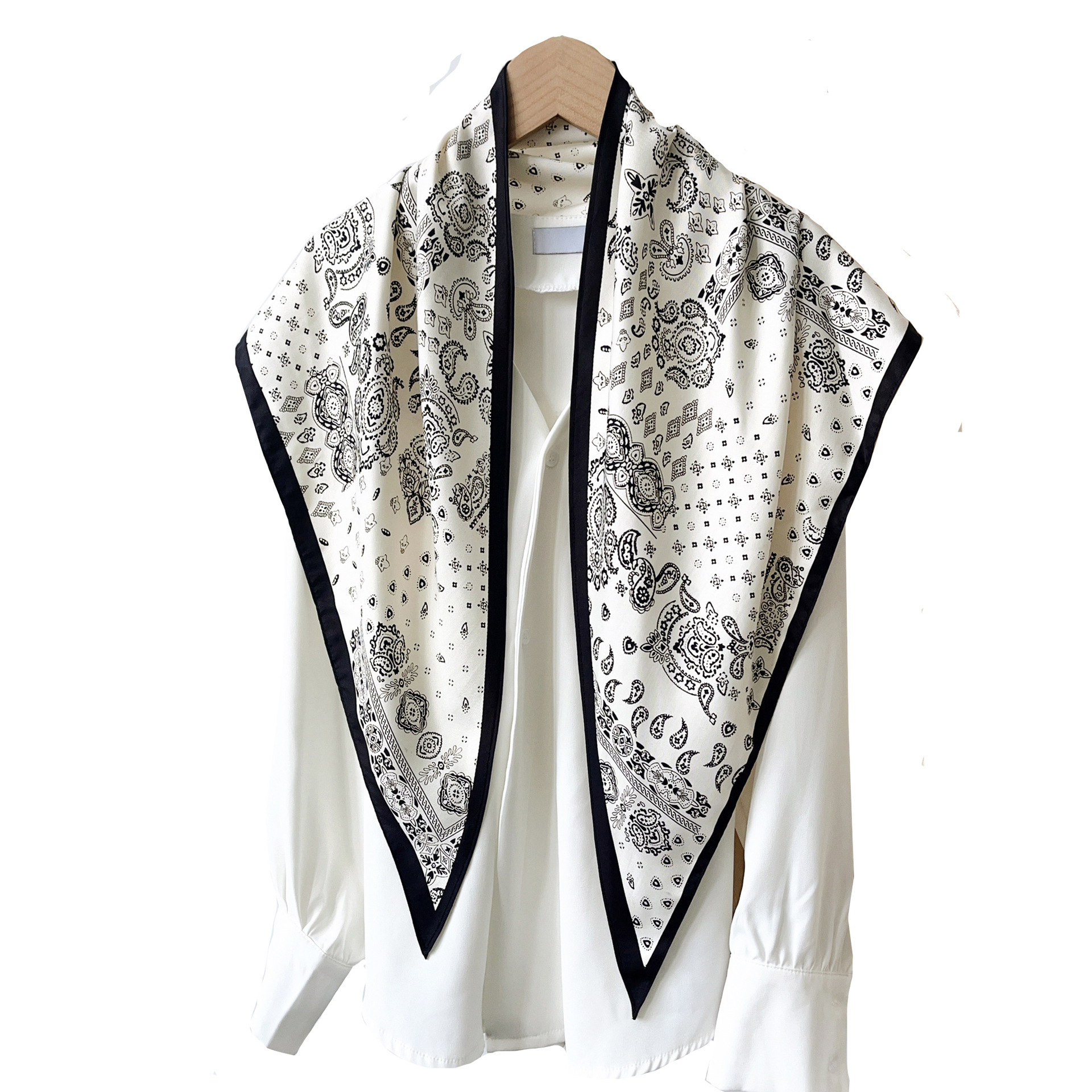 Versión coreana del pañuelo de seda triangular con estampado de anacardo para mujer, ambiente de verano, usar pañuelo en la cabeza, accesorios de banda para el cabello de moda de seda artificial