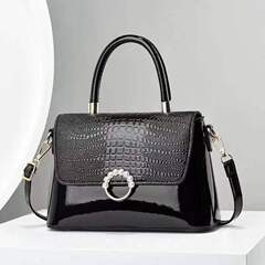 2023新款中年媽媽大氣時尚斜跨小包包夏季中老年女士單肩斜挎女包