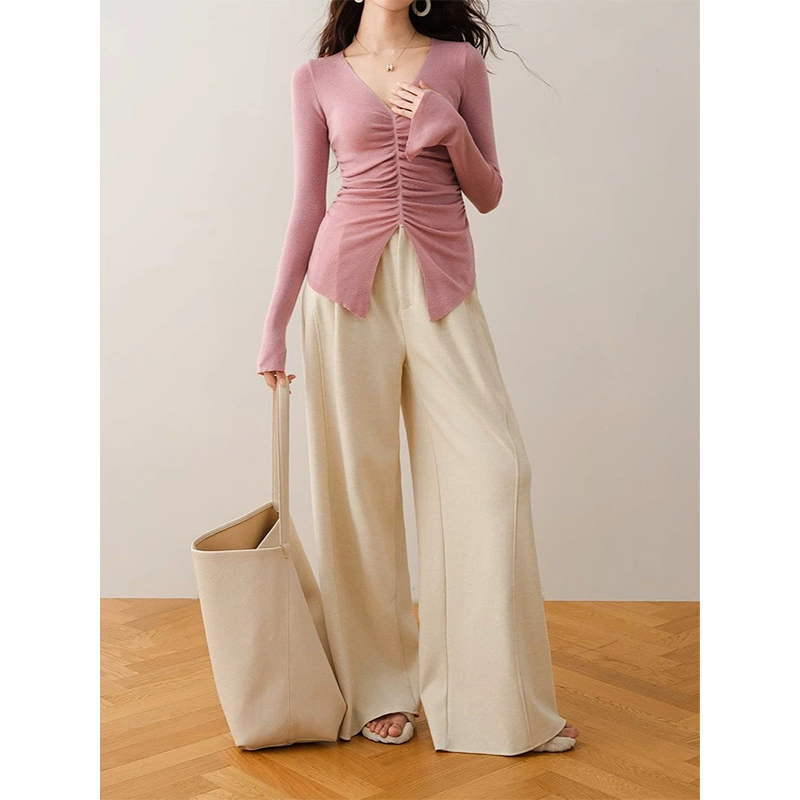 Knitted brace, autumn fitted thin design sweater, V-neckline, trend of season