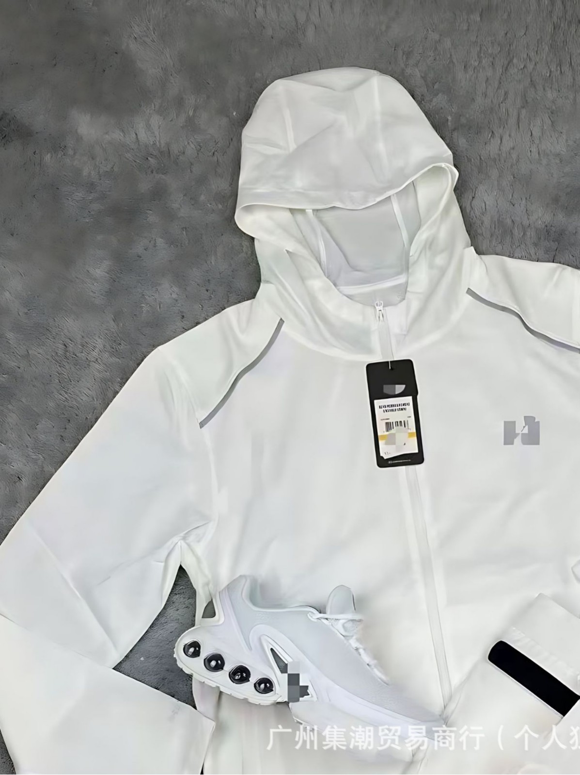 Nuevo traje de asalto deportivo de hielo primavera y otoño chaqueta de secado rápido chaqueta encapuchada a prueba de viento chaqueta de otoño chaqueta de hombre