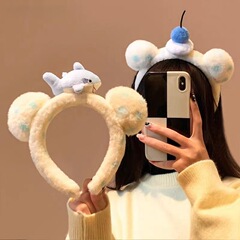 新しいプレゼントかわいい青い波点ぬいぐるみサメさくらんぼカチューシャ女洗顔マスクカチューシャ髪飾り