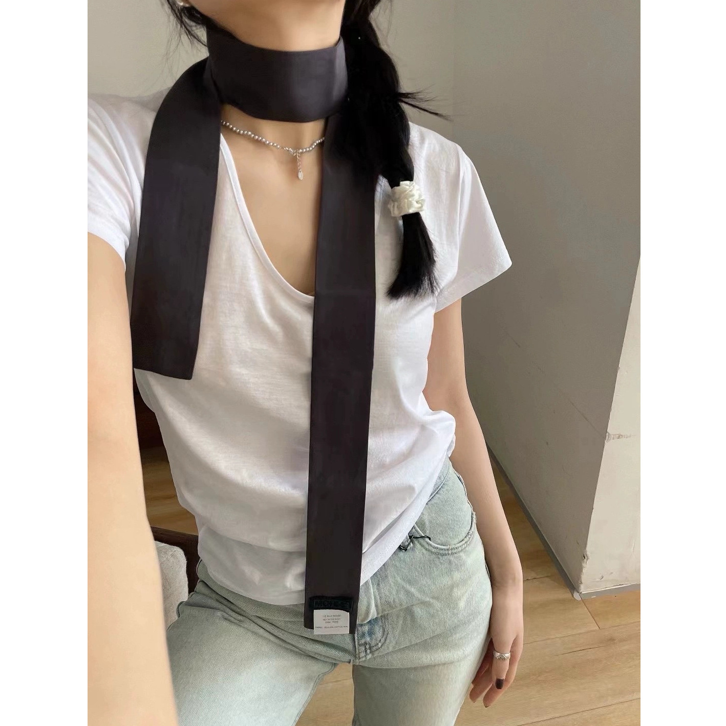 今 2025 春夏新作韓国デザイナーカジュアルクリーンバージョン無地大きな U ネック右肩インナー T シャツ