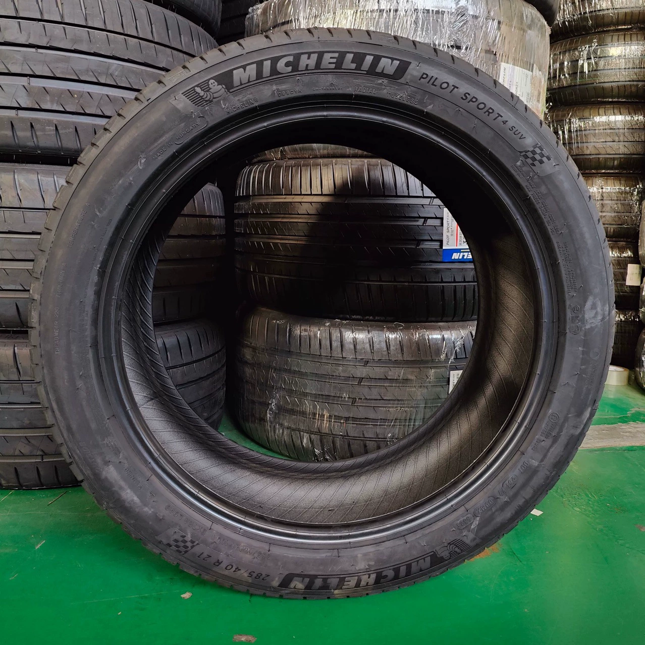 Michelin 285/40R21 295/40R21 PILOT SPORT 4 SUV адаптировано к Porsche Cayenne