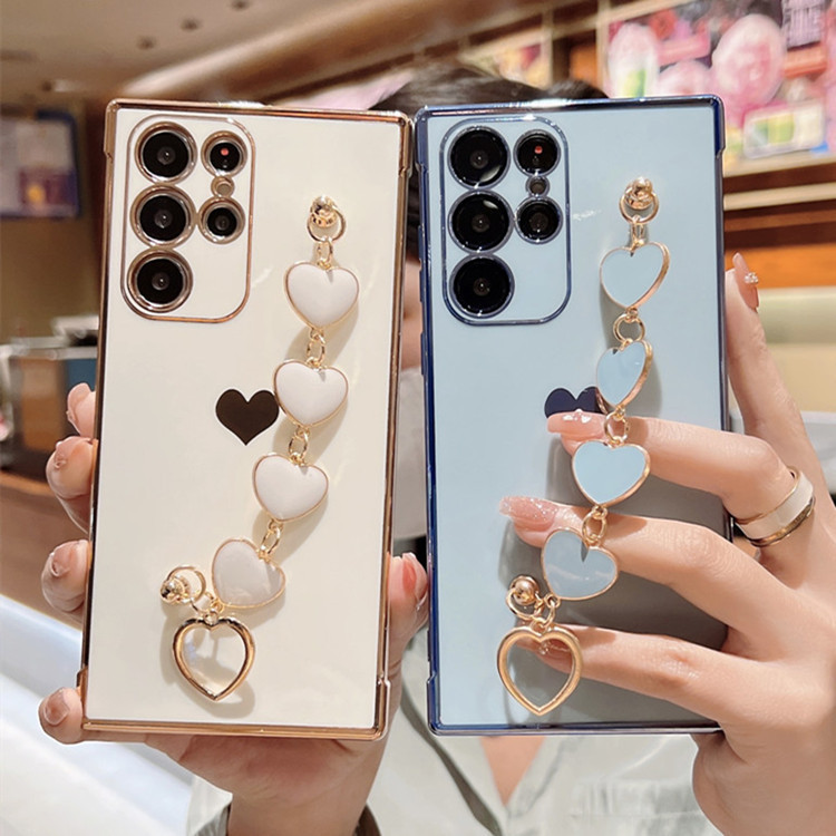 Suitable for Samsung S26Ultra Mobile Phone Case S25U Heart Bracelet Electroplated All-Inclusive Soft Shell New A56 Protective Case