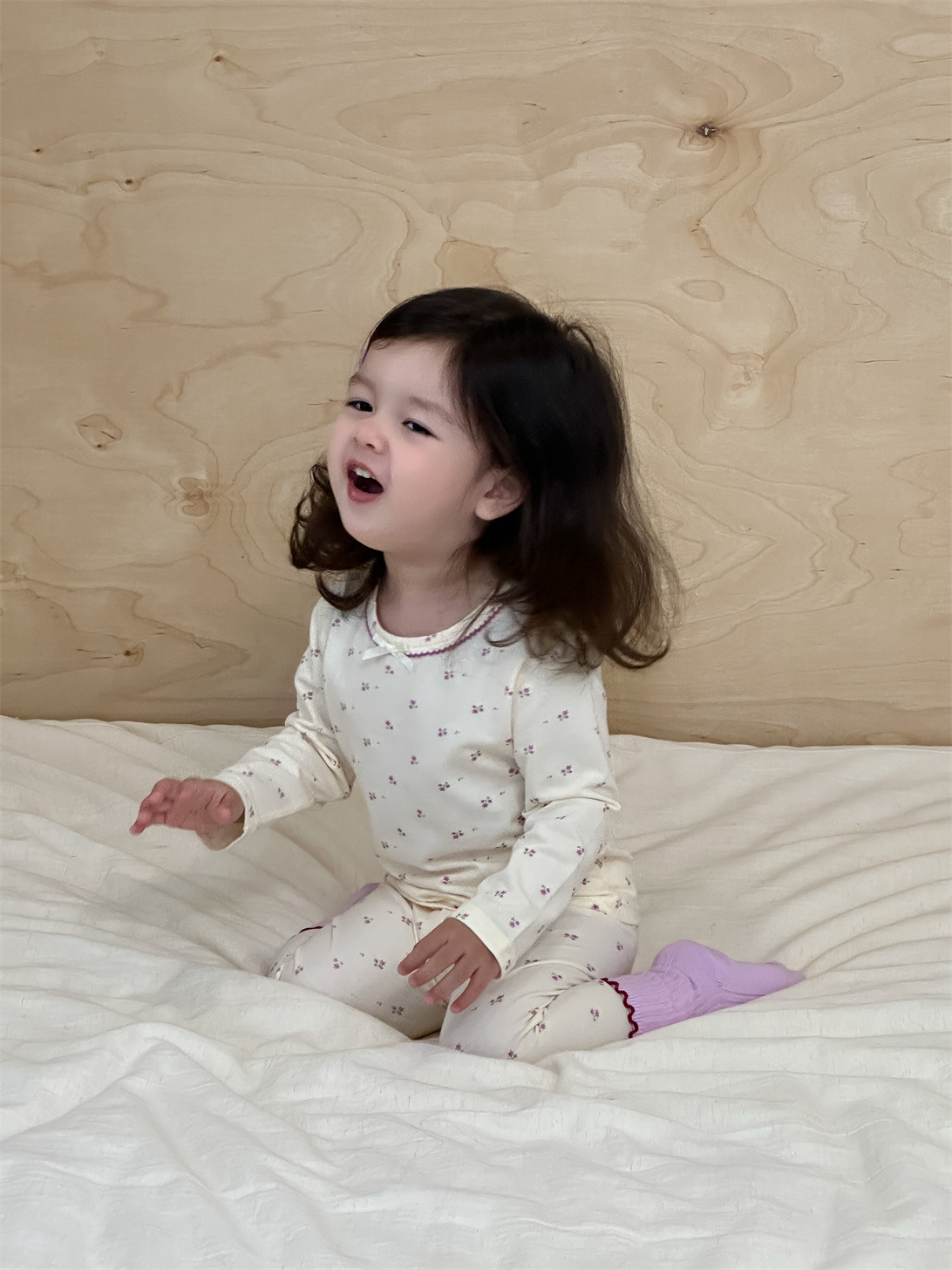 Pajamas infantiles infantiles de otoño ropa de bebé 2025 ropa de otoño ropa infantil coreana ropa de niña casa