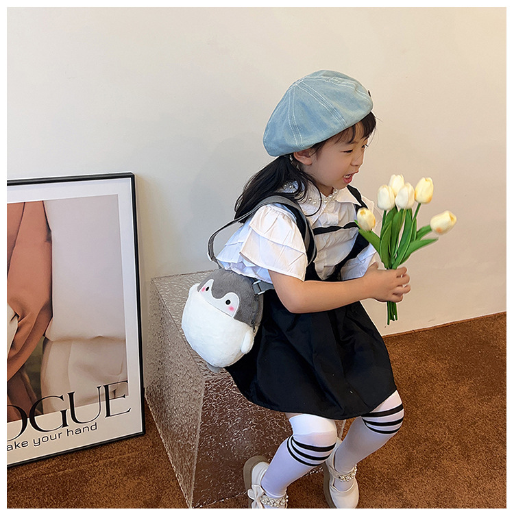 2023 Fashionable new cute cartoon children's trendy bags, plush bags, single-shoulder bags, animal bags, coin purges, and cosmetic bags undefined