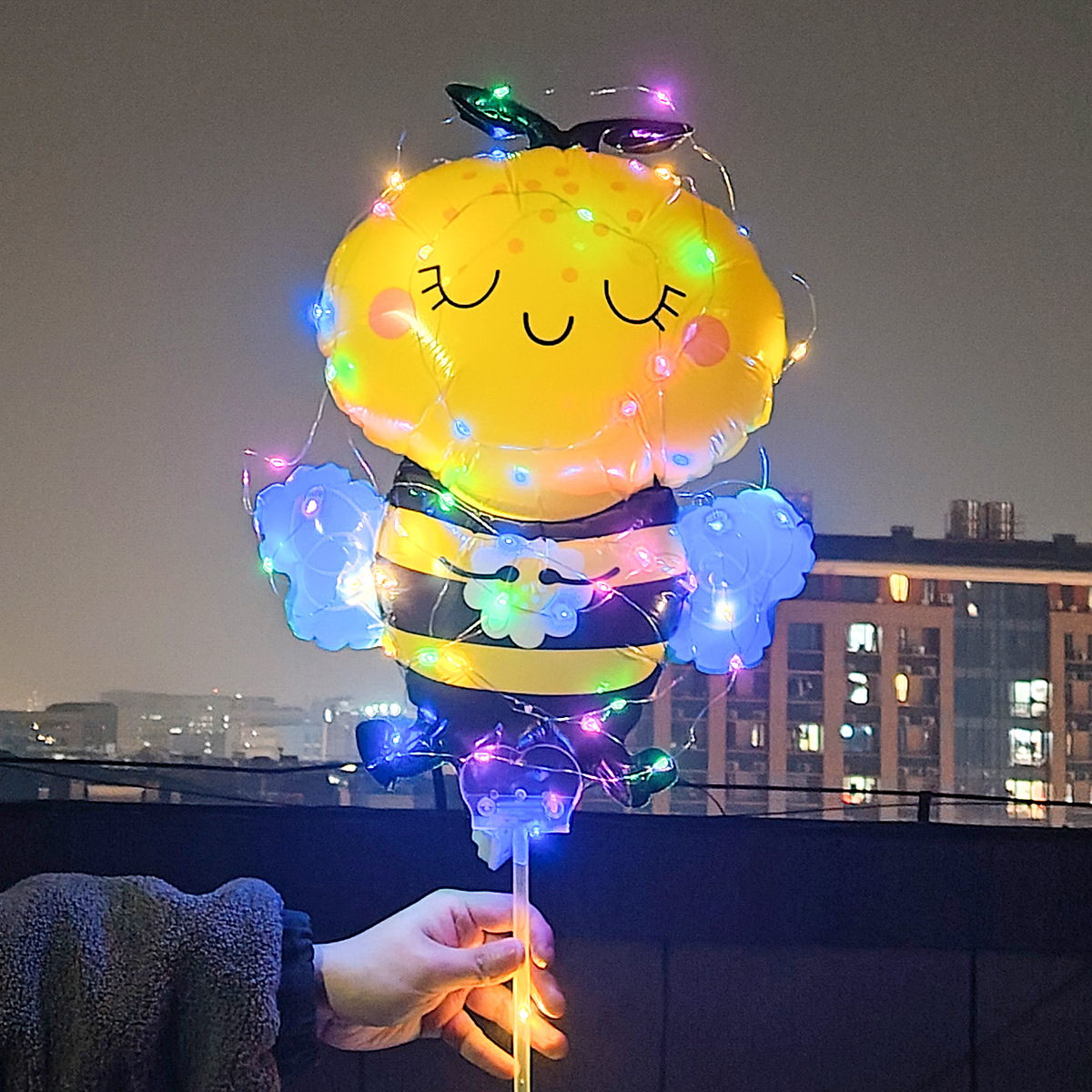 Clip luminoso globo clip de dibujos animados película de aluminio puesto de piso poste de remolque de mano globo mercado nocturno globo luminoso al por mayor